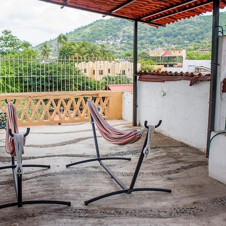 Casa Mexica Bungalows Zihuatanejo Esterno foto