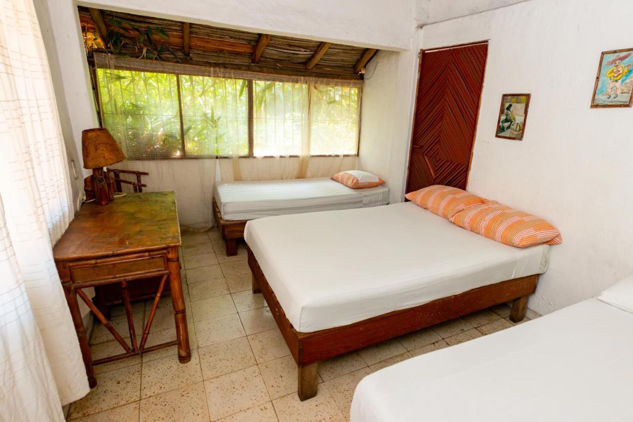 Casa Mexica Bungalows Zihuatanejo Esterno foto
