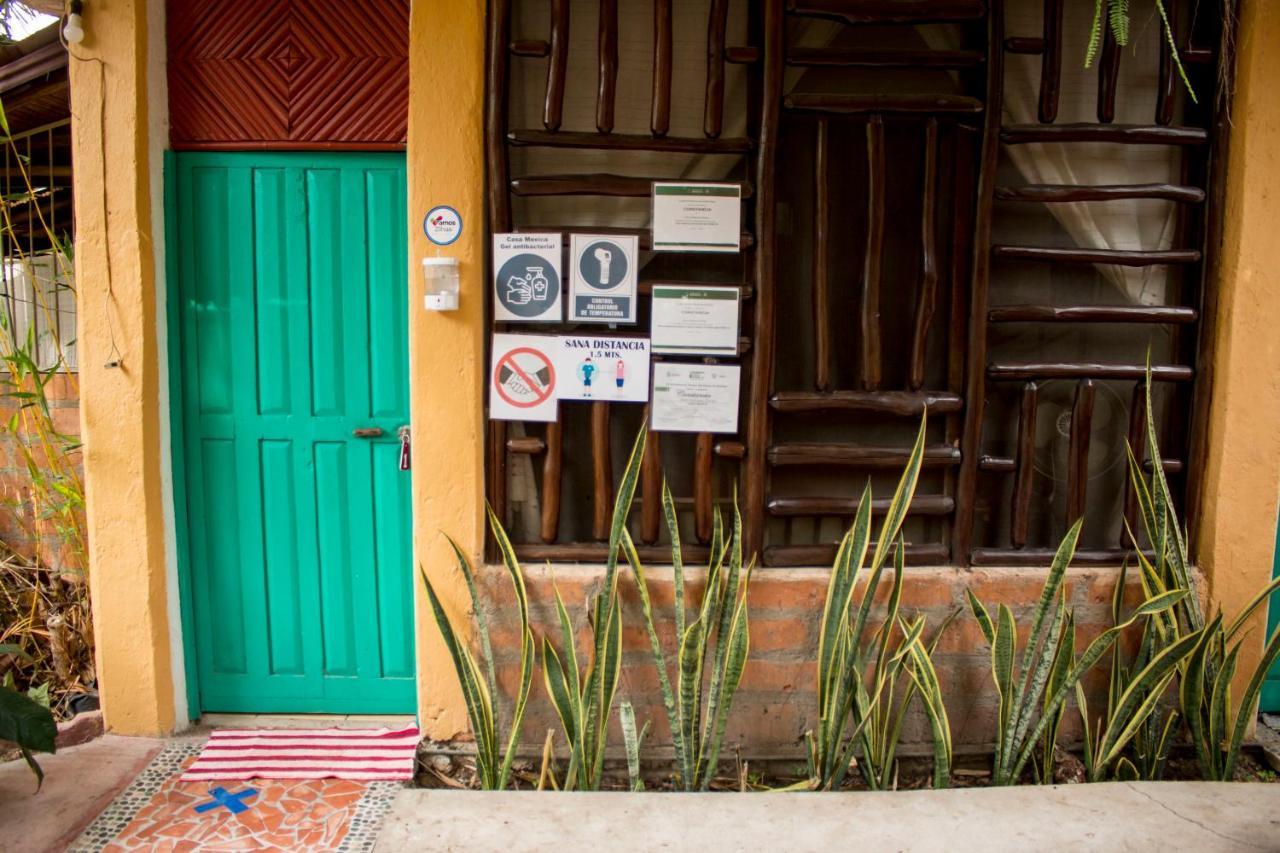Casa Mexica Bungalows Zihuatanejo Esterno foto